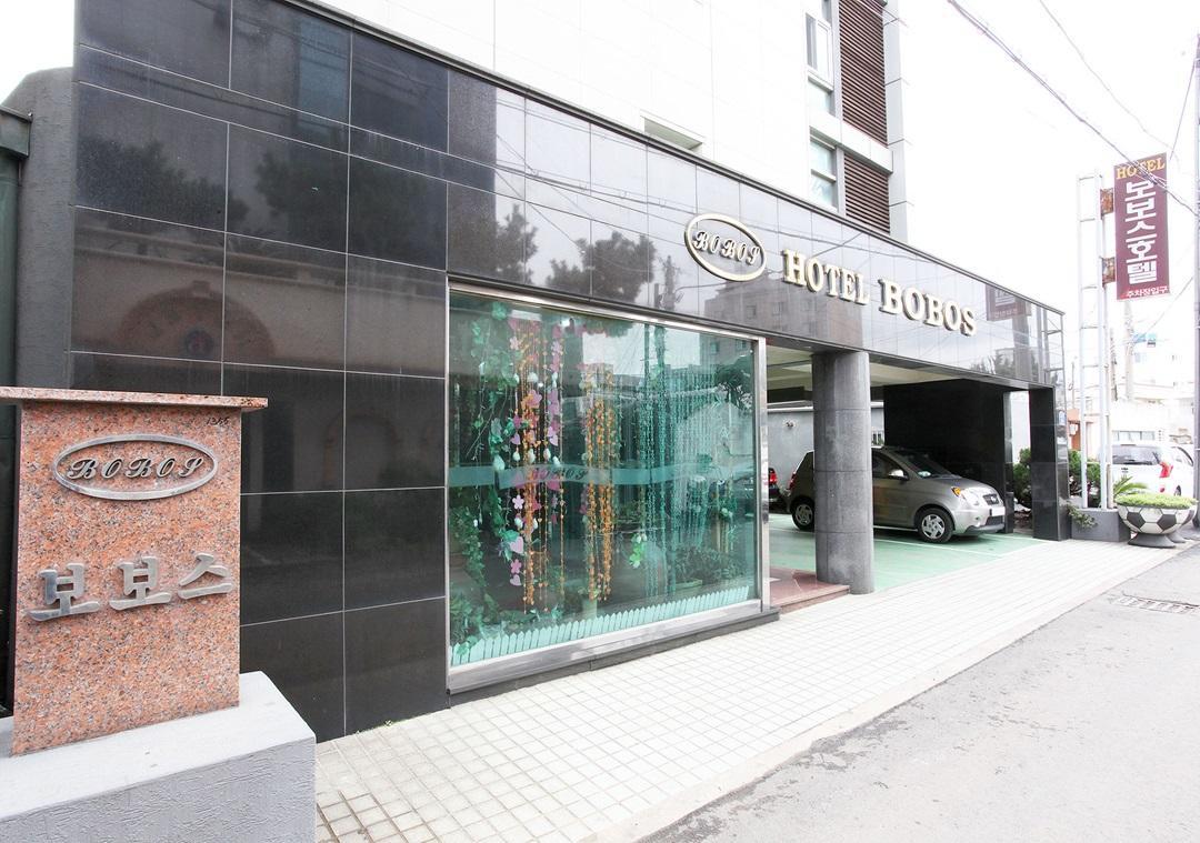 Bobos Hotel Jeju Exterior foto